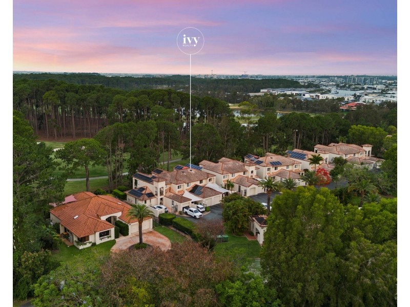 30/23 Santa Barbara Road, Hope Island QLD 4212