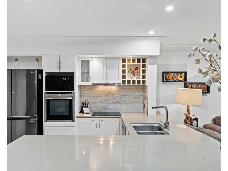 30/23 Santa Barbara Road, Hope Island QLD 4212