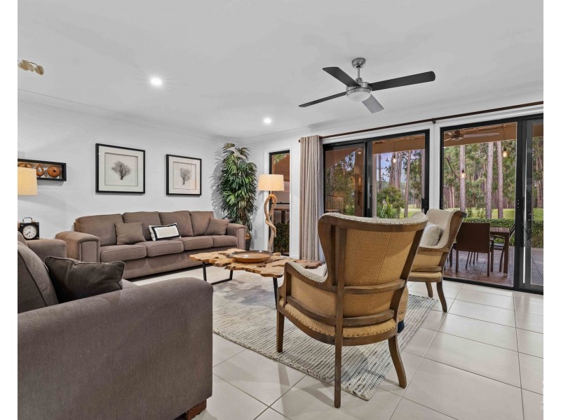 30/23 Santa Barbara Road, Hope Island QLD 4212