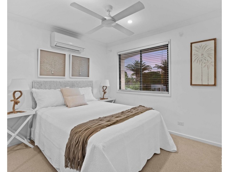 30/23 Santa Barbara Road, Hope Island QLD 4212
