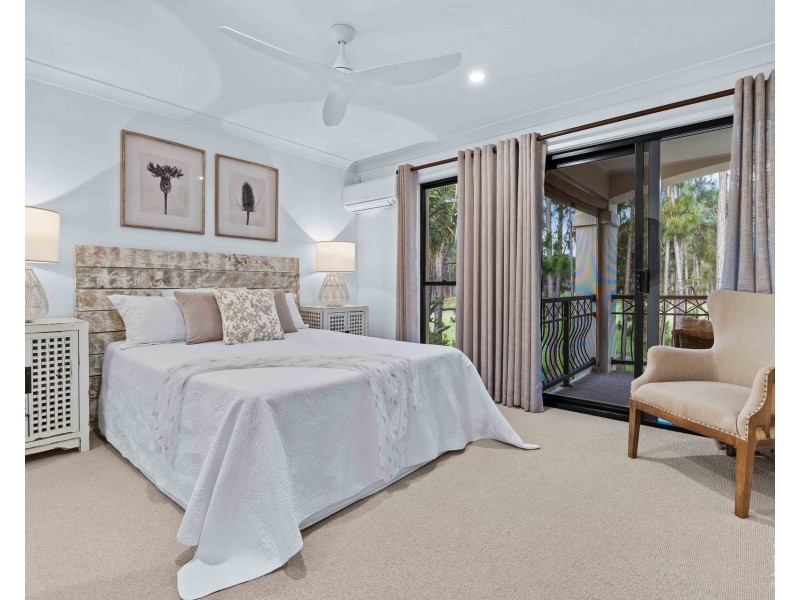 30/23 Santa Barbara Road, Hope Island QLD 4212