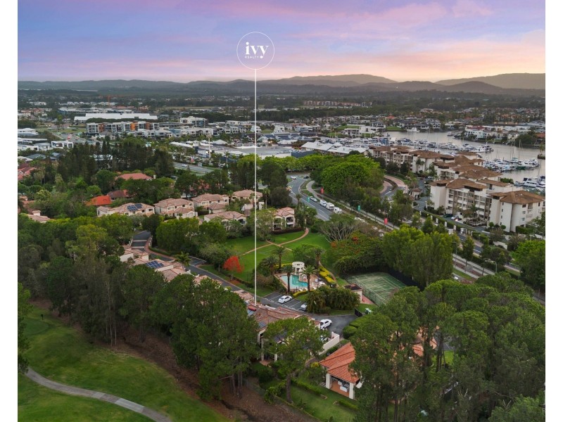 30/23 Santa Barbara Road, Hope Island QLD 4212
