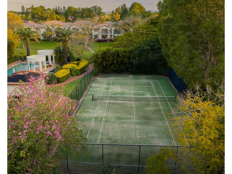 30/23 Santa Barbara Road, Hope Island QLD 4212