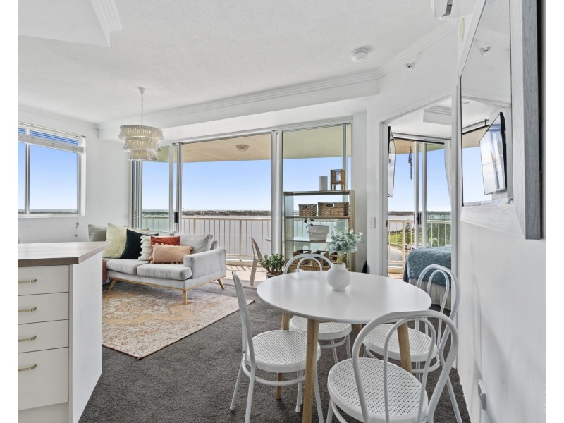 1007/182-192 Marine Parade, Labrador QLD 4215