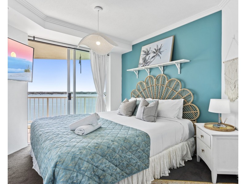 1007/182-192 Marine Parade, Labrador QLD 4215