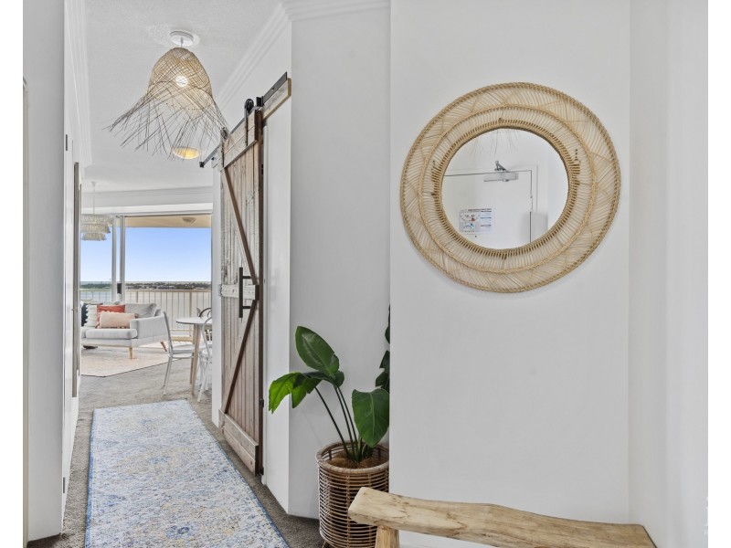 1007/182-192 Marine Parade, Labrador QLD 4215