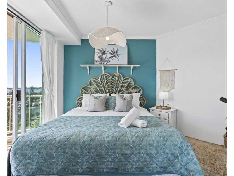 1007/182-192 Marine Parade, Labrador QLD 4215
