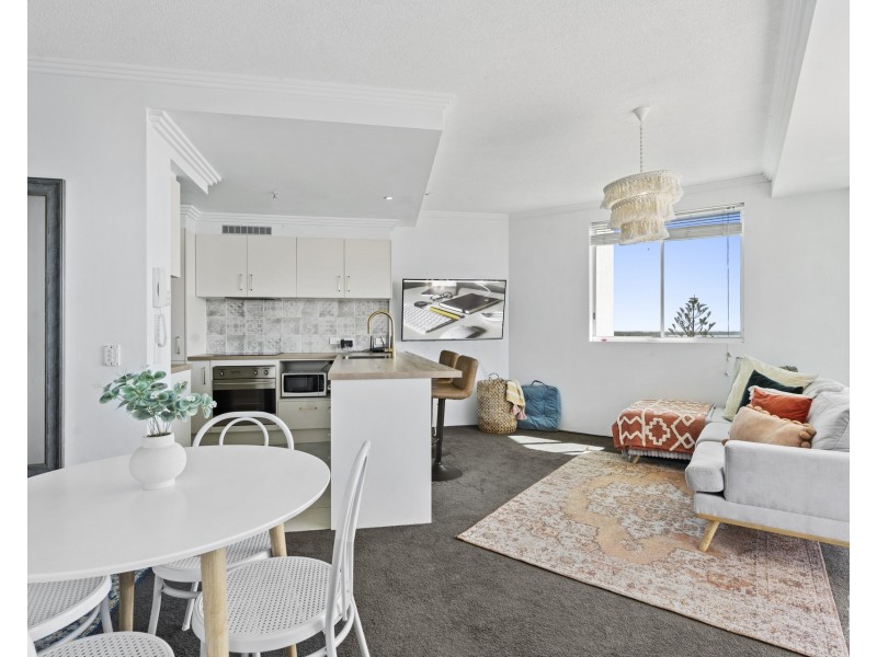 1007/182-192 Marine Parade, Labrador QLD 4215