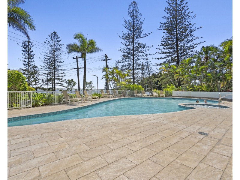 1007/182-192 Marine Parade, Labrador QLD 4215