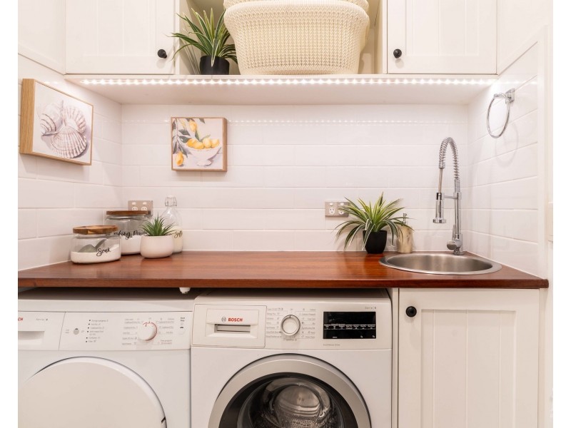 8 Cova Boulevard, Hope Island QLD 4212