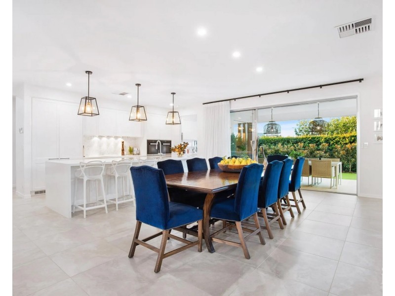 3077 Forest Hills Drive, Sanctuary Cove QLD 4212
