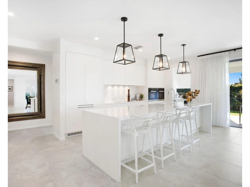 3077 Forest Hills Drive, Sanctuary Cove QLD 4212