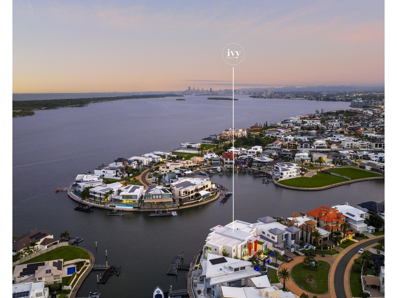 46-48 Royal Albert Crescent, Sovereign Islands QLD 4216