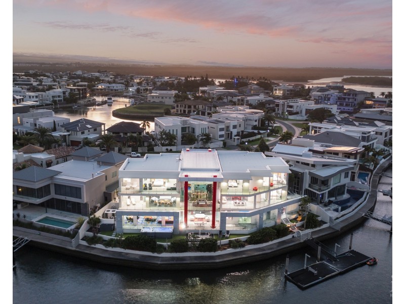 46-48 Royal Albert Crescent, Sovereign Islands QLD 4216