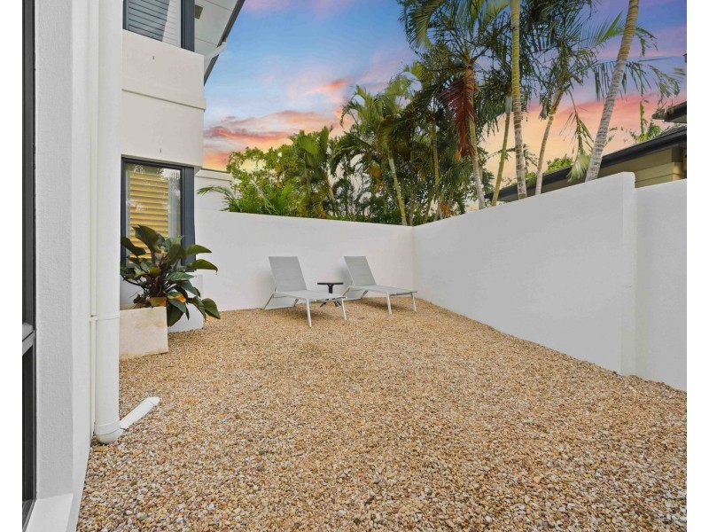 6048 Garda Avenue, Hope Island QLD 4212