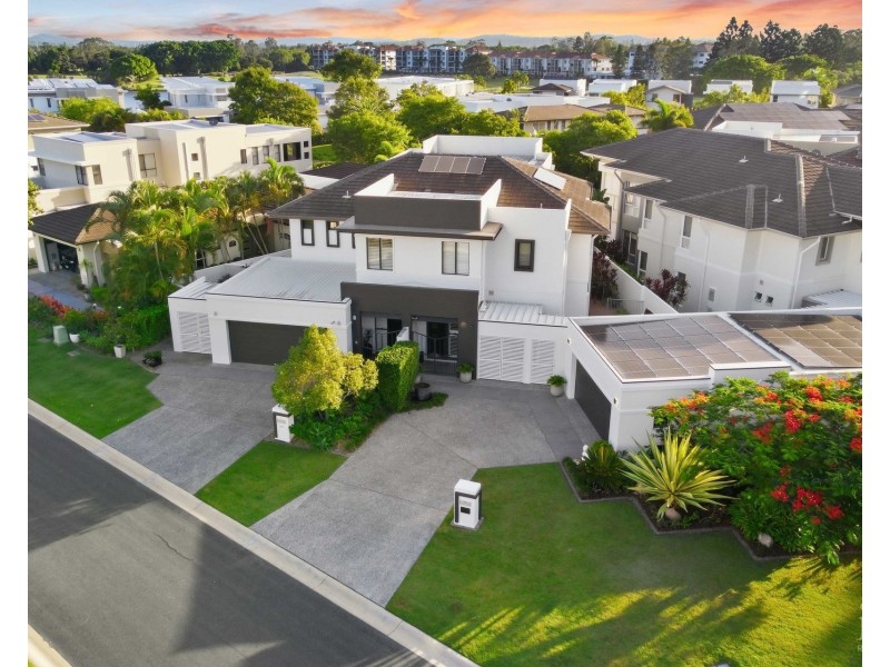 6048 Garda Avenue, Hope Island QLD 4212