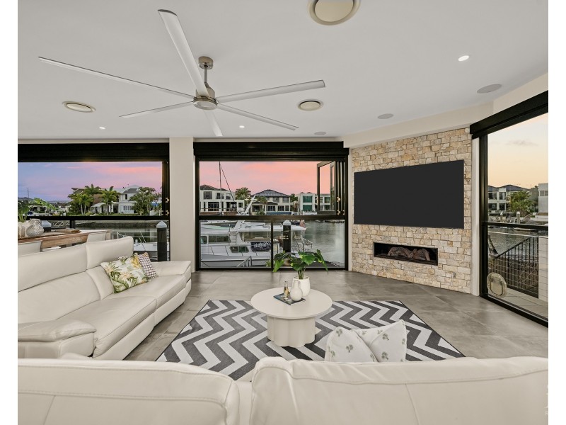 23 King Charles Drive, Sovereign Islands QLD 4216