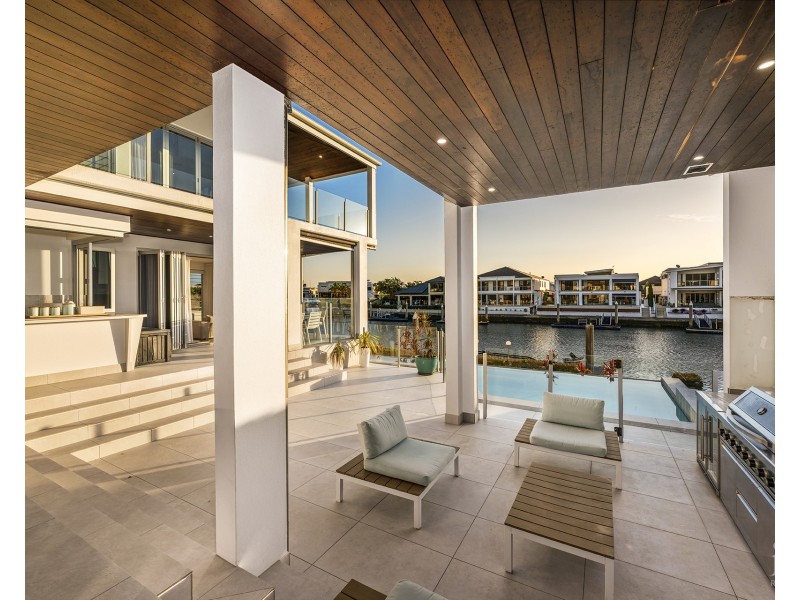 78 Royal Albert Crescent, Sovereign Islands QLD 4216