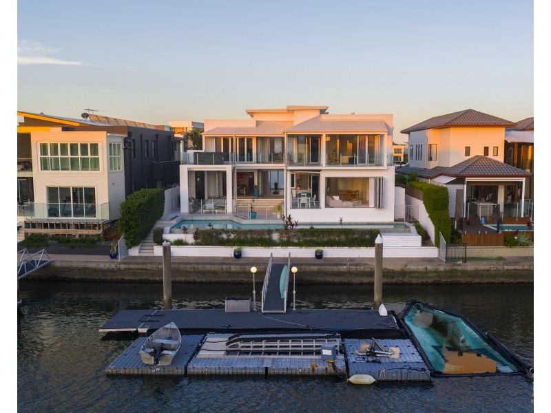 78 Royal Albert Crescent, Sovereign Islands QLD 4216