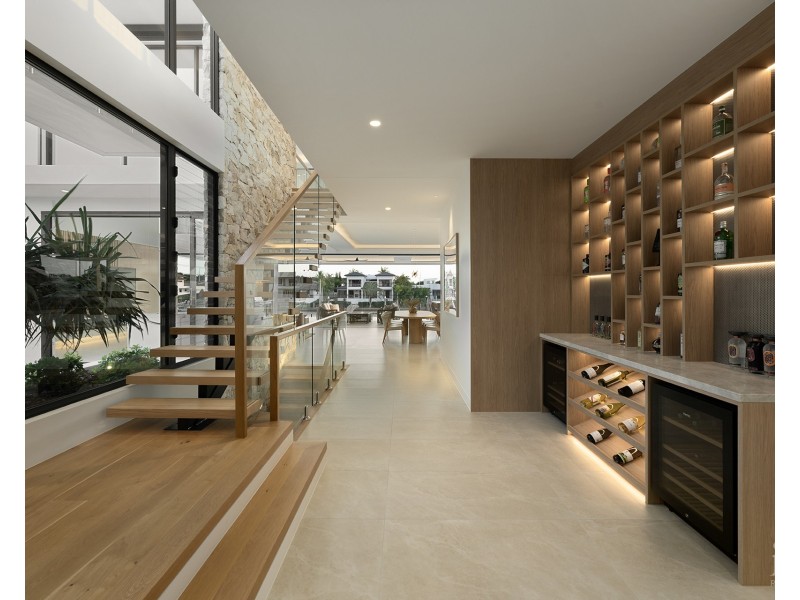 2629 Virginia Drive, Hope Island QLD 4212