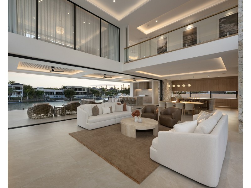 2629 Virginia Drive, Hope Island QLD 4212