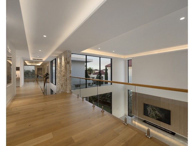 2629 Virginia Drive, Hope Island QLD 4212