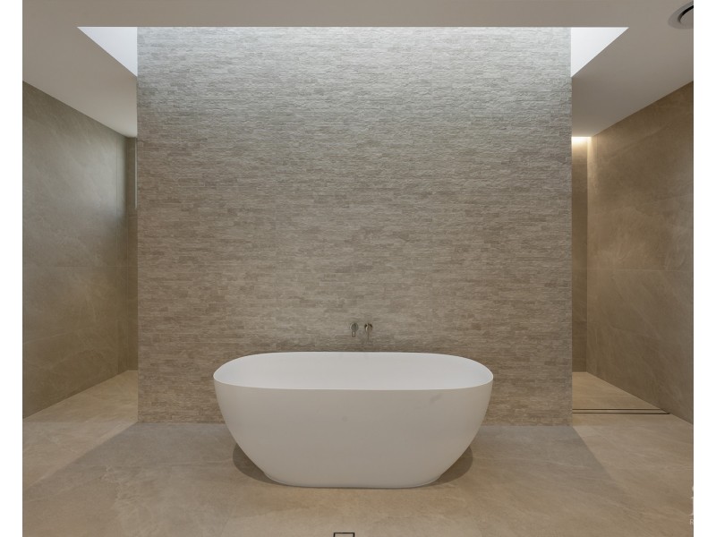 2629 Virginia Drive, Hope Island QLD 4212