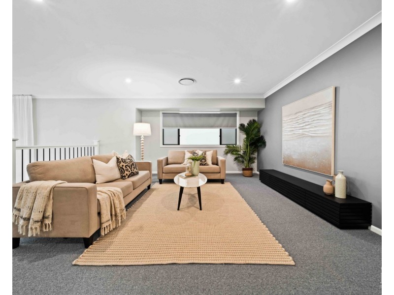 188 Lake Serenity Boulevard, Helensvale QLD 4212