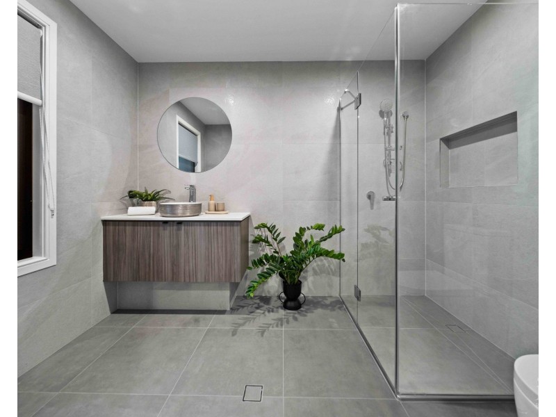 188 Lake Serenity Boulevard, Helensvale QLD 4212