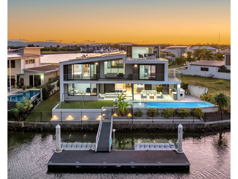 85 Marina Parade, Jacobs Well QLD 4208