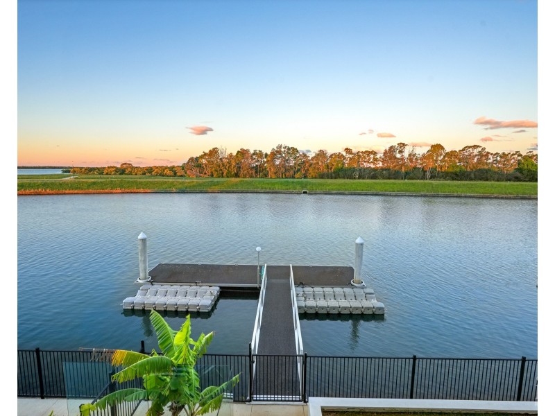 85 Marina Parade, Jacobs Well QLD 4208