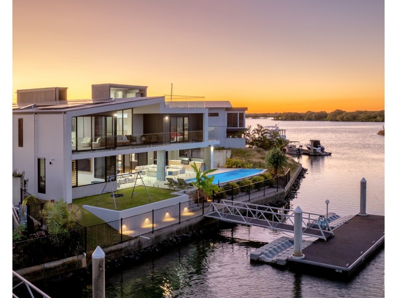 85 Marina Parade, Jacobs Well QLD 4208