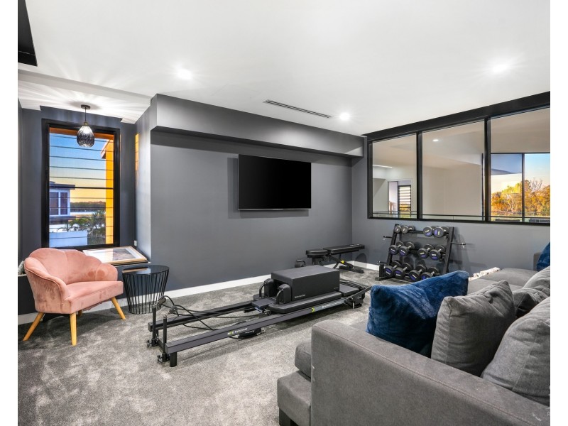 85 Marina Parade, Jacobs Well QLD 4208