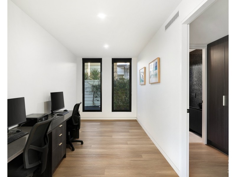 85 Marina Parade, Jacobs Well QLD 4208