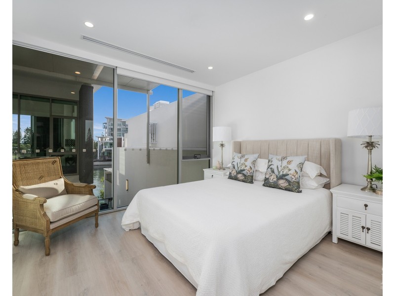 8103/2 Ephraim Island Parade, Paradise Point QLD 4216