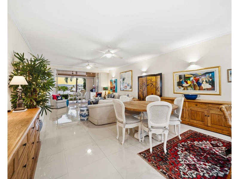 1789/1 Rialto Quay Drive, Hope Island QLD 4212