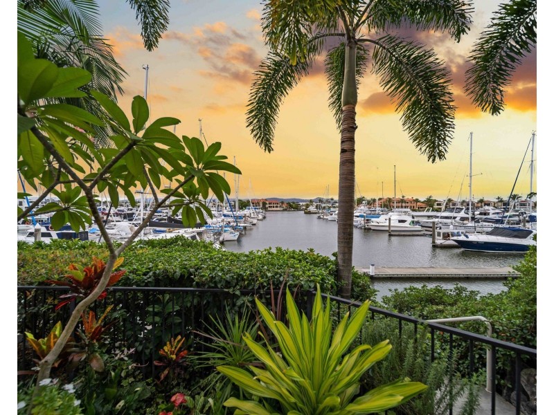 1789/1 Rialto Quay Drive, Hope Island QLD 4212