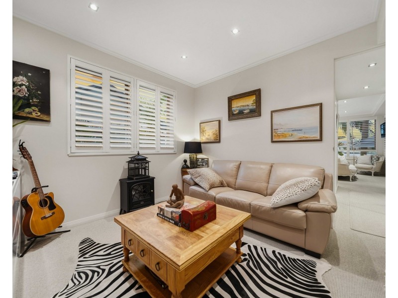 1789/1 Rialto Quay Drive, Hope Island QLD 4212