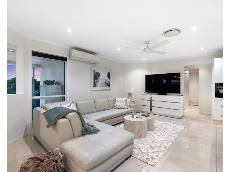 88 Burrendong Road, Coombabah QLD 4216