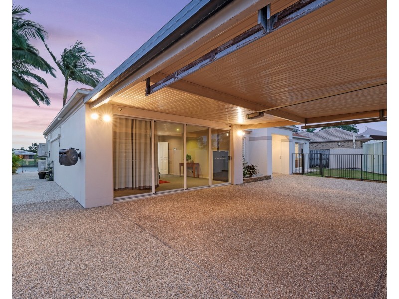 88 Burrendong Road, Coombabah QLD 4216