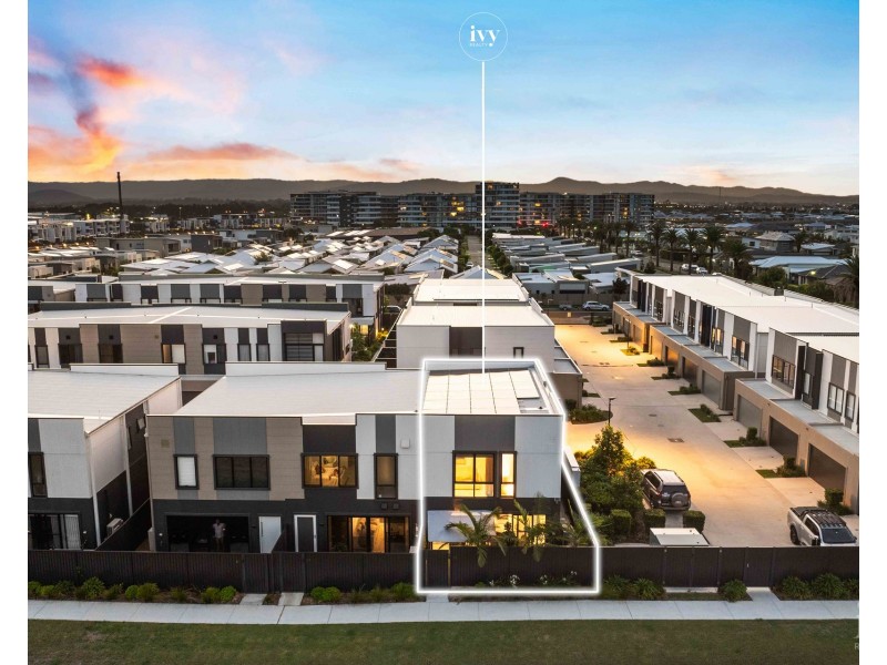 19/35 Grant Avenue, Hope Island QLD 4212