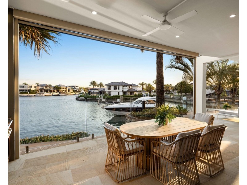 31 The Sovereign Mile, Sovereign Islands QLD 4216