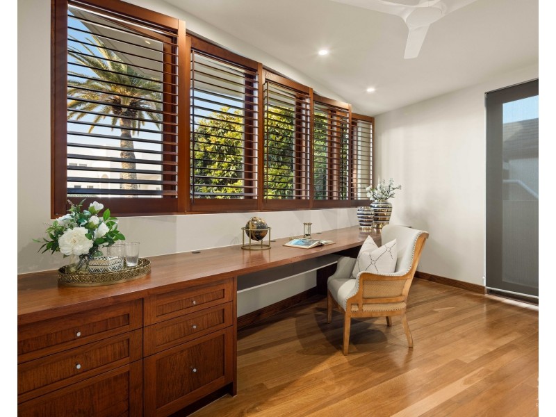 31 The Sovereign Mile, Sovereign Islands QLD 4216