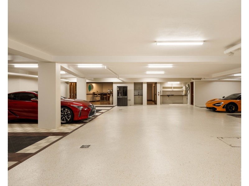 31 The Sovereign Mile, Sovereign Islands QLD 4216