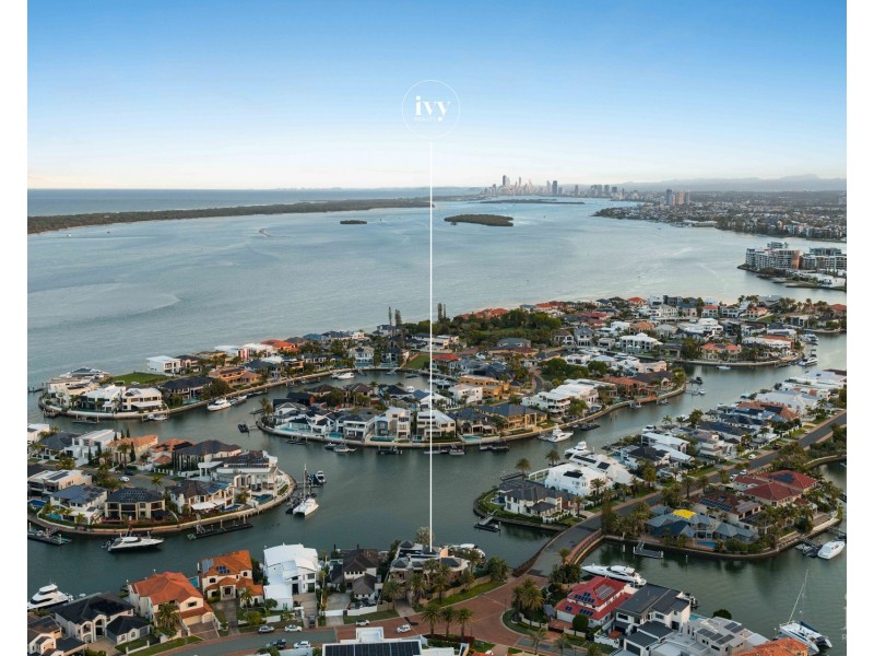 31 The Sovereign Mile, Sovereign Islands QLD 4216