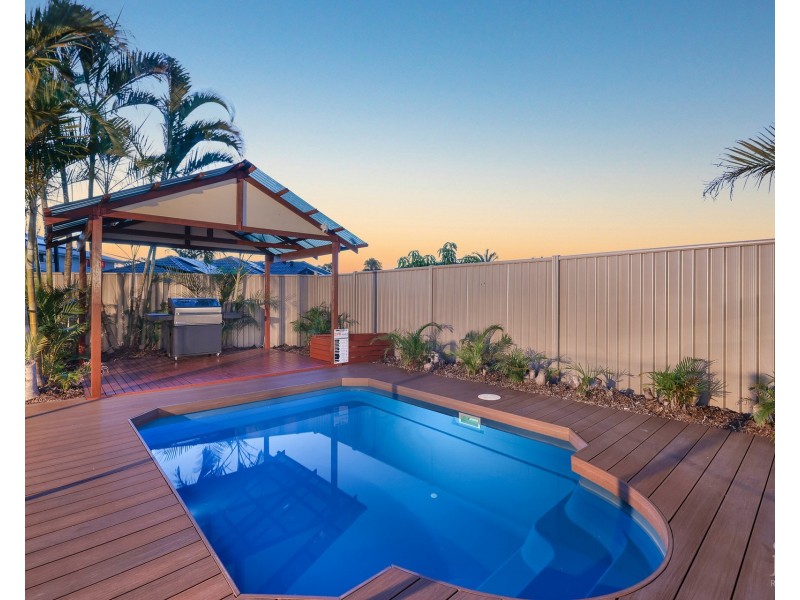 34 Wendoree Way, Coombabah QLD 4216