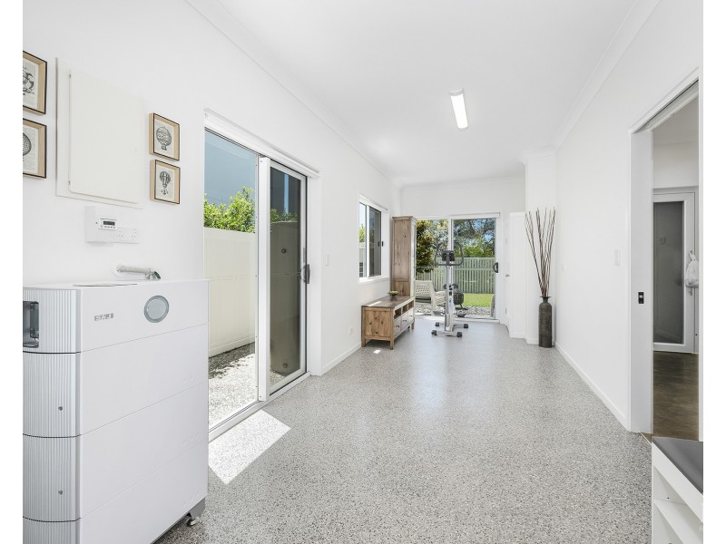 10 Belair Crescent, Paradise Point QLD 4216