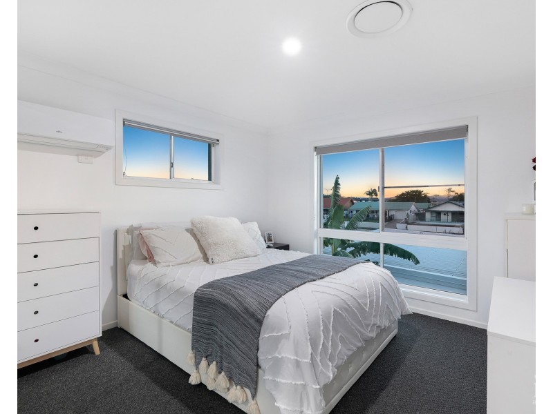 26 O’Grady Drive, Paradise Point QLD 4216