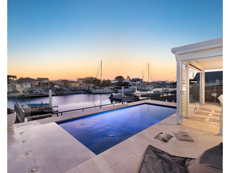 26 O’Grady Drive, Paradise Point QLD 4216