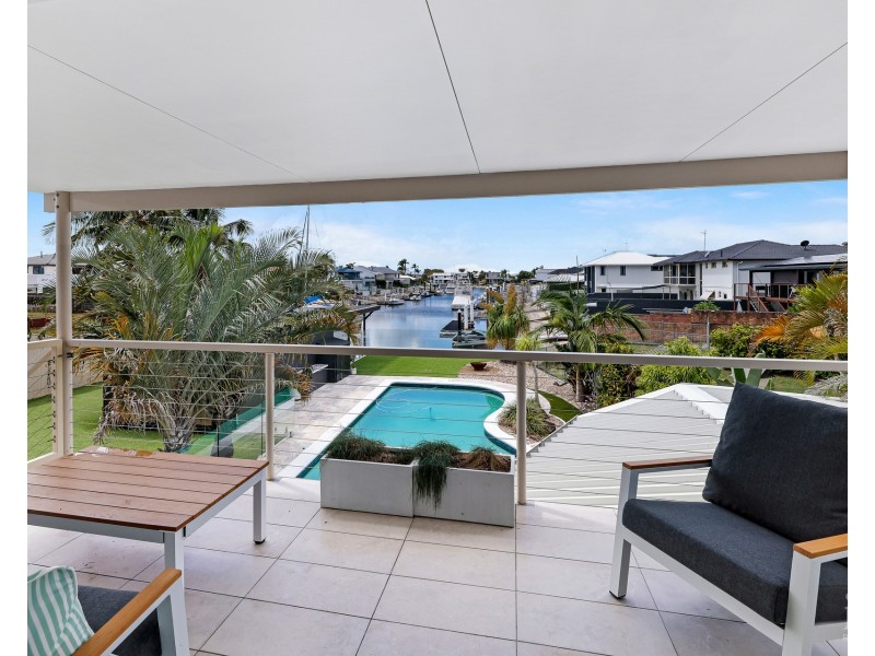 57 Abalone Avenue, Paradise Point QLD 4216